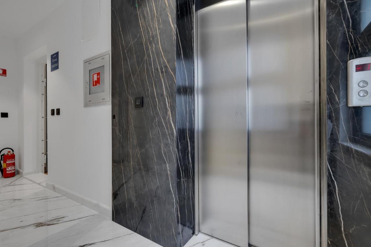 Apartman Elite Makarska Bagian luar foto